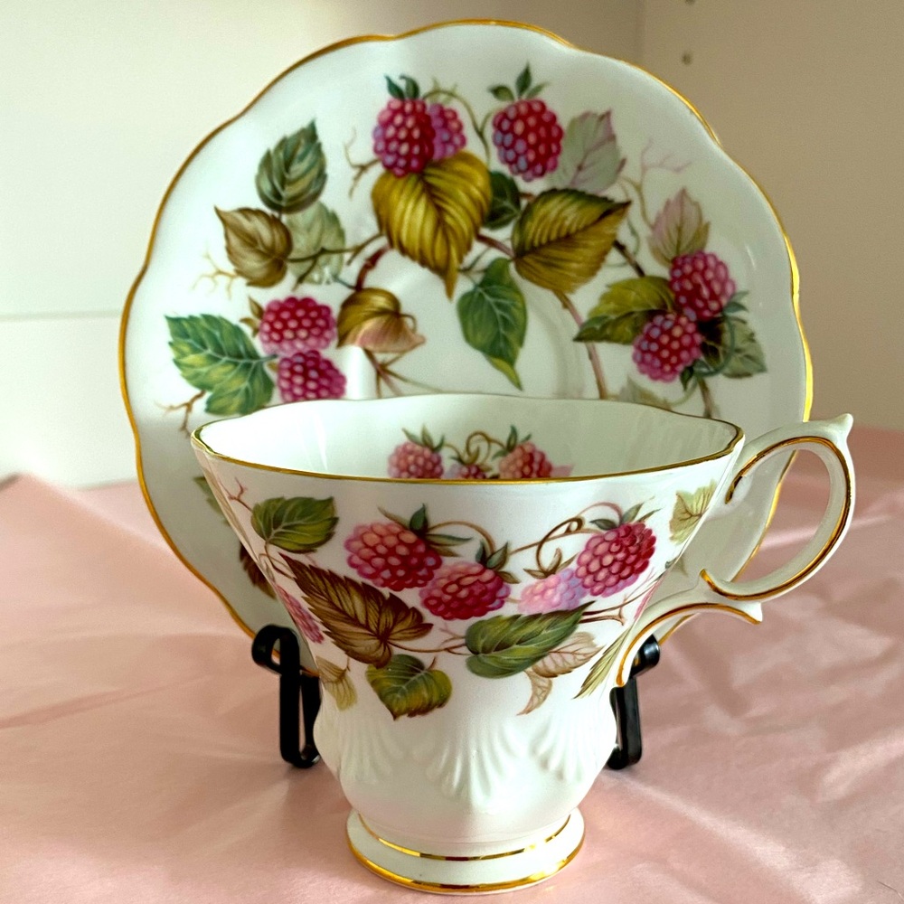 VTG Royal Albert Bone China Teacup and Saucer Random Harvest Series “Dorset”